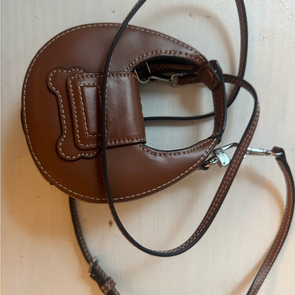 STAUD DOG POOP HOLDER BAG!